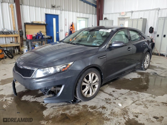 2011 Kia Optima EX with VIN KNAGN4A70B5169361, listed as a Copart auction lot 51404825 with 200,597 mi miles and Salvage Title. Bid and sale history available at carsss.com. Image 1.