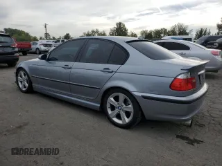 2005 BMW 3 Series 330xi with VIN WBAEW53455PN37488, listed as a Copart auction lot 75438234 with 198,217 mi miles and Salvage Title. Bid and sale history available at DreamBid. Image 2.