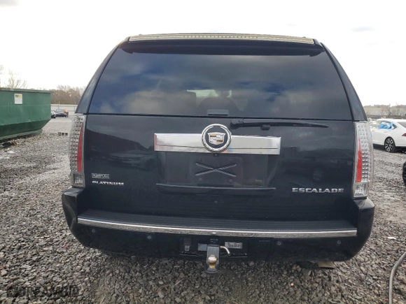 2011 Cadillac Escalade Platinum Edition with VIN 1GYS3DEFXBR345999, listed as a Copart auction lot 84712534 with 189,219 mi miles and Salvage Title. Bid and sale history available at carsss.com. Image 6.