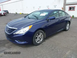2013 Hyundai Sonata GLS with VIN 5NPEB4AC3DH669307, listed as a IAAI auction lot 42015043 with 105,690 mi miles and . Bid and sale history available at carsss.com. Image 2.