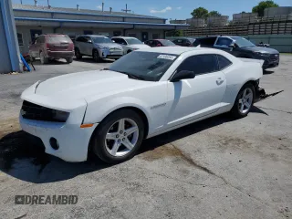 2012 Chevrolet Camaro 1LT z VIN 2G1FB1E35C9123227, wystawiony jako Copart lot #62106255 z przebiegiem 189 557 mil mil oraz Szkoda całkowita • Salvage title. Historia ofert i sprzedaży dostępna na DreamBid. Obrazek 1.