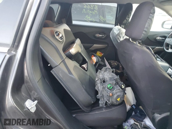 2017 Jeep Cherokee Latitude with VIN 1C4PJMCS2HW637562, listed as a Copart auction lot 88720035 with 88,406 mi miles and Salvage Title. Bid and sale history available at DreamBid. Image 10.