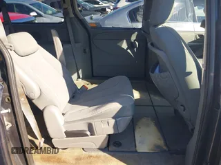 2007 Chrysler Town & Country LWB Touring with VIN 2A4GP54L97R310749, listed as a IAAI auction lot 41709804 with 1 mi miles. Bid and sale history available at carsss.com. Image 8.