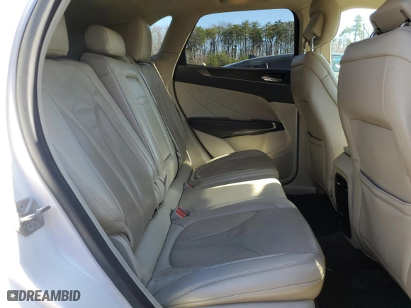 2017 Lincoln MKC Reserve with VIN 5LMCJ3D91HUL32322, listed as a Copart auction lot 49784575 with 157,397 mi miles and Salvage Title. Bid and sale history available at carsss.com. Image 11.