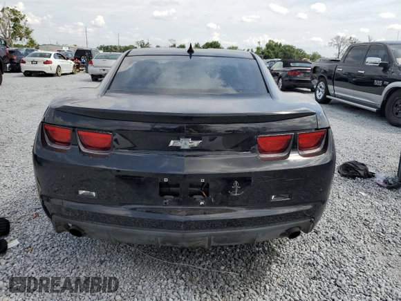 2013 Chevrolet Camaro LS с VIN 2G1FA1E3XD9167695, выставлен на аукционе Copart как лот 58747745 с пробегом 149 803 миль миль и Чистый • Clean title. История ставок и продаж доступна на DreamBid. Изображение 6.