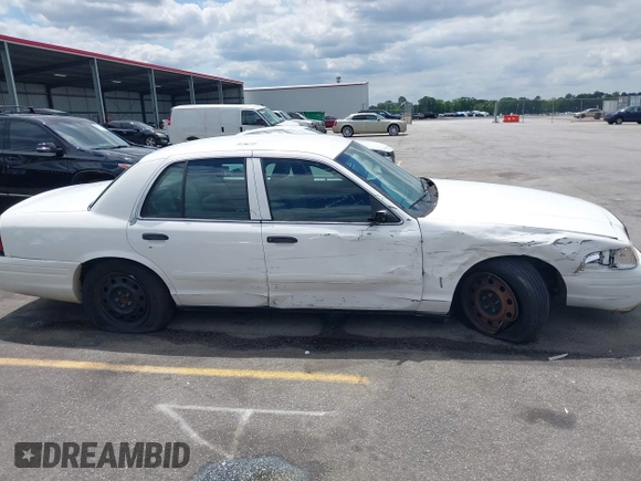 2006 Ford Police Interceptor z VIN 2FAHP71W26X166272, wystawiony jako IAAI lot #42144479 z przebiegiem 132 809 mil mil oraz . Historia ofert i sprzedaży dostępna na DreamBid. Obrazek 13.
