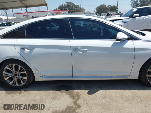 2015 Hyundai Sonata Sport with VIN 5NPE34ABXFH195251, listed as a IAAI auction lot 42002496 with 142,381 mi miles and . Bid and sale history available at carsss.com. Image 13.