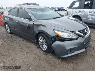 2017 Nissan Altima 2.5 SR with VIN 1N4AL3AP4HC208391, listed as a IAAI auction lot 41278511 with 137,526 mi miles. Bid and sale history available at carsss.com. Image 1.