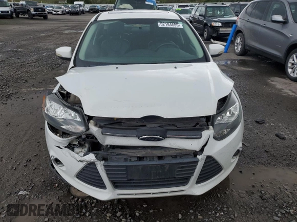 2013 Ford Focus SE with VIN 1FADP3K20DL118007, listed as a Copart auction lot 52184605 with 153,033 mi miles and Salvage Title. Bid and sale history available at DreamBid. Image 5.