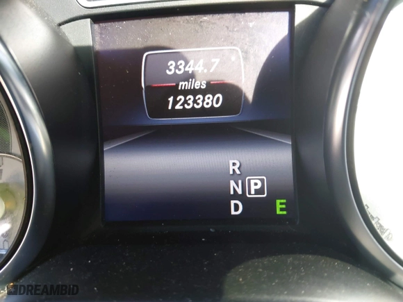 2014 Mercedes-Benz CLA-Class CLA 250 with VIN WDDSJ4EBXEN134893, listed as a IAAI auction lot 41144141 with 123,380 mi miles. Bid and sale history available at carsss.com. Image 15.