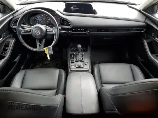 2023 Mazda CX-30 S Select z VIN 3MVDMBBM5PM533145, wystawiony jako Copart lot #53664995 z przebiegiem 45 775 mil mil oraz Szkoda całkowita • Salvage title. Historia ofert i sprzedaży dostępna na DreamBid. Obrazek 8.