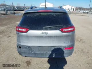 2017 Jeep Cherokee Latitude with VIN 1C4PJMCB8HW588559, listed as a IAAI auction lot 41440272 with 93,474 mi miles. Bid and sale history available at carsss.com. Image 16.