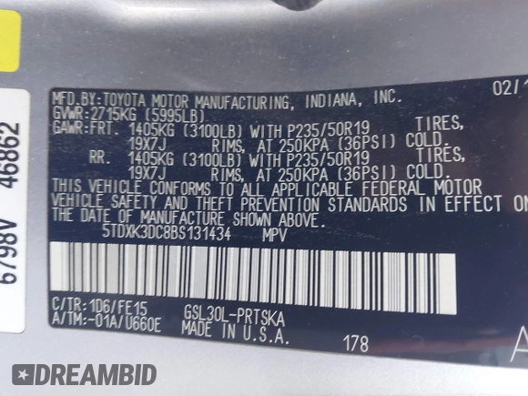2011 Toyota Sienna SE with VIN 5TDXK3DC8BS131434, listed as a IAAI auction lot 42002675 with 209,396 mi miles. Bid and sale history available at carsss.com. Image 9.