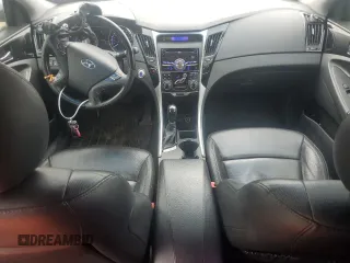 2012 Hyundai Sonata SE z VIN 5NPEC4AC3CH489045, wystawiony jako Copart lot #57980785 z przebiegiem 241 729 mil mil oraz Czysty tytuł • Clean title. Historia ofert i sprzedaży dostępna na DreamBid. Obrazek 8.