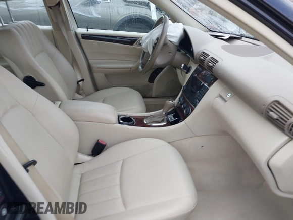 2007 Mercedes-Benz C 280 Luxury with VIN WDBRF92H67F903191, listed as a IAAI auction lot 41112114 with 125,519 mi miles and . Bid and sale history available at DreamBid. Image 5.