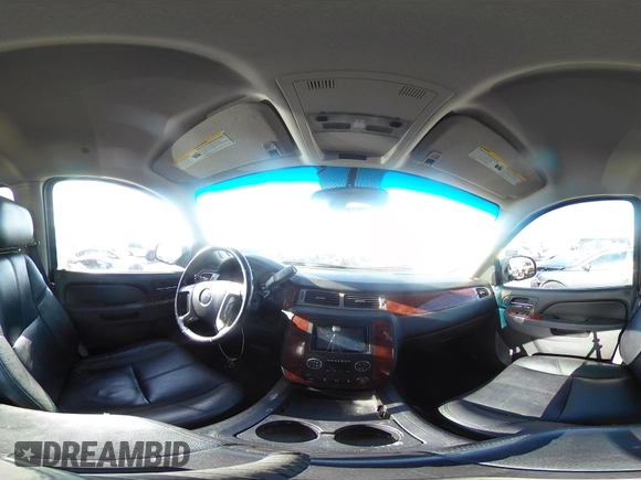 2012 Chevrolet Suburban LT with VIN 1GNSCJE00CR226285, listed as a IAAI auction lot 42059936 with 318,948 mi miles and . Bid and sale history available at DreamBid. Image 18.