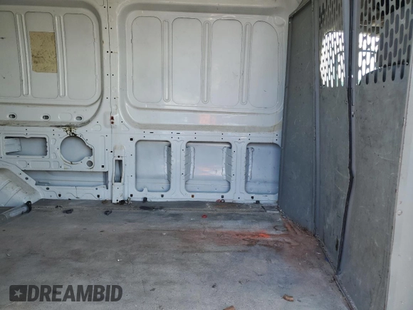 2017 Ford Transit с VIN 1FTYE2CM7HKB56146, выставлен на аукционе Copart как лот 61424554 с пробегом 122 217 миль миль и Списание • Salvage title. История ставок и продаж доступна на DreamBid. Изображение 11.