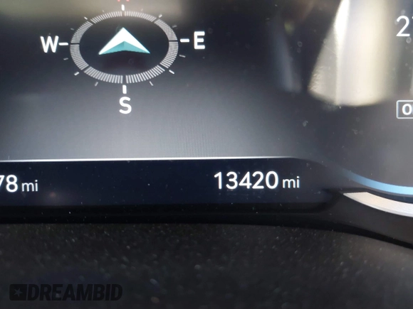 2023 Genesis GV80 с VIN KMUHCESC1PU142436, выставлен на аукционе IAAI как лот 41337461 с пробегом 13 420 миль миль и . История ставок и продаж доступна на DreamBid. Изображение 7.