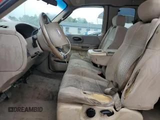 2003 Ford F-150 XL с VIN 1FTRX17W23NB83329, выставлен на аукционе Copart как лот 58077885 с пробегом 319 270 миль миль и Списание • Salvage title. История ставок и продаж доступна на DreamBid. Изображение 7.