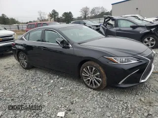 2021 Lexus ES with VIN 58ADZ1B11MU104194, listed as a Copart auction lot 44602115 with 17,609 mi miles and Salvage Title. Bid and sale history available at carsss.com. Image 4.