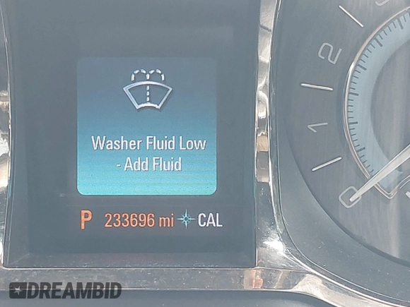 2013 Buick LaCrosse Leather with VIN 1G4GC5E37DF292377, listed as a IAAI auction lot 42062015 with 233,696 mi miles. Bid and sale history available at carsss.com. Image 7.