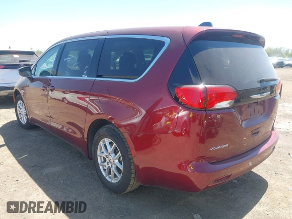 2023 Chrysler Voyager LX z VIN 2C4RC1CG5PR551876, wystawiony jako IAAI lot #42133170 z przebiegiem 39 697 mil mil oraz . Historia ofert i sprzedaży dostępna na DreamBid. Obrazek 3.