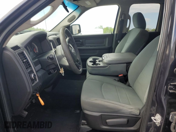 2018 Ram 1500 Express with VIN 1C6RR7FT5JS189099, listed as a Copart auction lot 53643595 with 147,076 mi miles and Salvage title. Bid and sale history available at DreamBid. Image 7.
