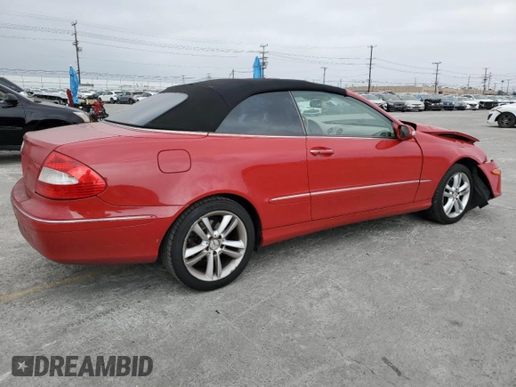 2007 Mercedes-Benz CLK 350 z VIN WDBTK56F07F215254, wystawiony jako Copart lot #58796725 z przebiegiem 191 246 mil mil oraz Szkoda całkowita • Salvage title. Historia ofert i sprzedaży dostępna na DreamBid. Obrazek 3.