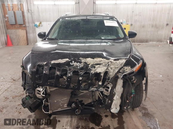 2018 Jeep Cherokee Limited with VIN 1C4PJMDB5JD617757, listed as a IAAI auction lot 40944952 with 81,573 mi miles. Bid and sale history available at carsss.com. Image 13.