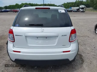 2012 Suzuki SX4 Crossover z VIN JS2YB5A35C6304967, wystawiony jako IAAI lot #42282088 z przebiegiem 152 232 mil mil oraz . Historia ofert i sprzedaży dostępna na DreamBid. Obrazek 16.