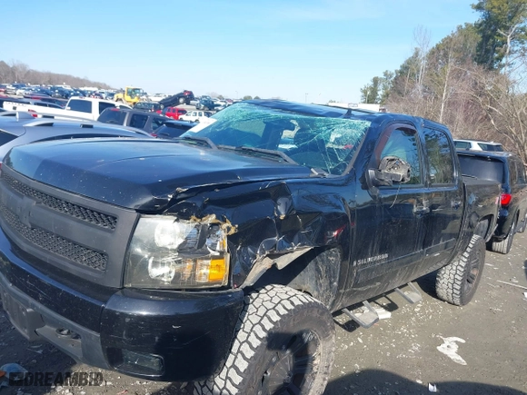 2008 Chevrolet Silverado 1500 LT w/1LT with VIN 2GCEK133881327399, listed as a IAAI auction lot 41334350 with 241,231 mi miles. Bid and sale history available at carsss.com. Image 14.
