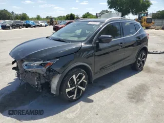 2020 Nissan Rogue S z VIN JN1BJ1CW9LW368533, wystawiony jako Copart lot #55009285 z przebiegiem 93 660 mil mil oraz Nie do naprawy • Non repairable. Historia ofert i sprzedaży dostępna na DreamBid. Obrazek 1.