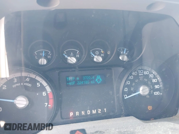 2012 Ford F-250 XL with VIN 1FT7X2B63CEB12693, listed as a IAAI auction lot 42362466 with 224,180 mi miles and . Bid and sale history available at DreamBid. Image 7.