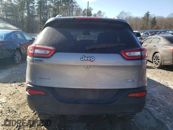 2017 Jeep Cherokee Latitude with VIN 1C4PJMCSXHW564358, listed as a Copart auction lot 42556035 with 85,150 mi miles and Non Repairable. Bid and sale history available at DreamBid. Image 6.
