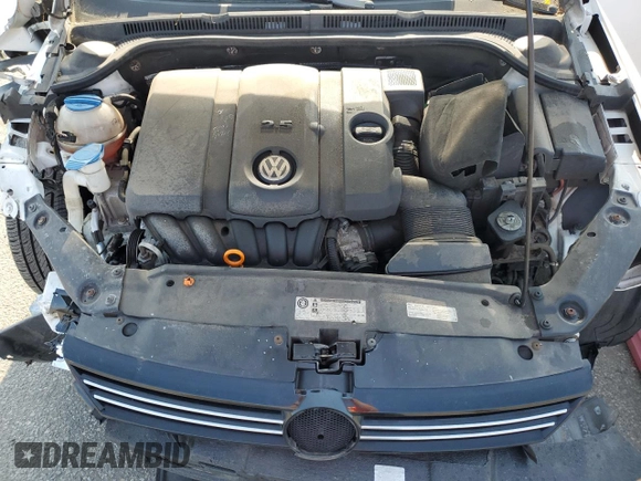 2013 Volkswagen Jetta SE с VIN 3VWDP7AJ3DM403922, выставлен на аукционе Copart как лот 60360605 с пробегом 130 806 миль миль и Списание • Salvage title. История ставок и продаж доступна на DreamBid. Изображение 11.