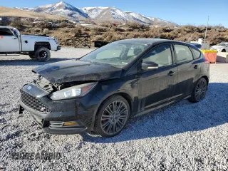 2017 Ford Focus ST with VIN 1FADP3L96HL334011, listed as a Copart auction lot 88313875 with 114,344 mi miles and Salvage Title. Bid and sale history available at carsss.com. Image 1.