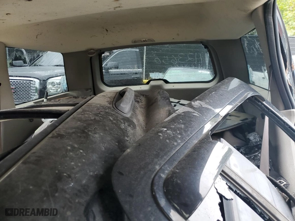 2003 Jeep Grand Cherokee Laredo with VIN 1J4GW48S63C511364, listed as a Copart auction lot 85642774 with 0 mi miles and Non Repairable. Bid and sale history available at carsss.com. Image 10.