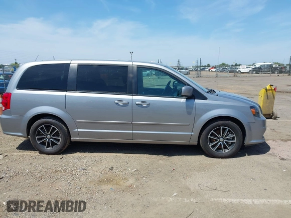 2016 Dodge Grand Caravan SE with VIN 2C4RDGBG5GR348133, listed as a IAAI auction lot 42162266 with 108,658 mi miles and . Bid and sale history available at DreamBid. Image 13.