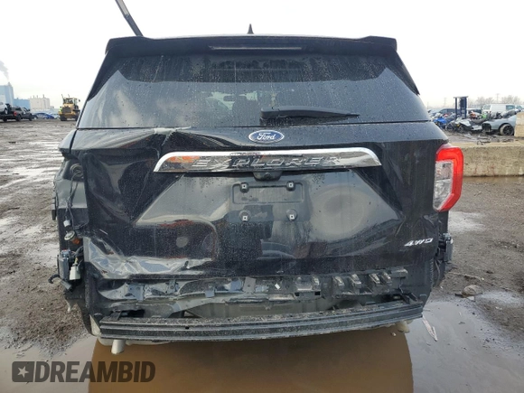 2022 Ford Explorer with VIN 1FMSK8BH7NGB79670, listed as a Copart auction lot 49423615 with 30,559 mi miles and Salvage title. Bid and sale history available at DreamBid. Image 6.