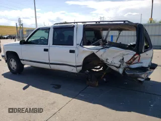 1998 GMC Suburban z VIN 3GKFK16R0WG502287, wystawiony jako Copart lot #62323314 z przebiegiem 181 638 mil mil oraz Szkody całkowita. Historia ofert i sprzedaży dostępna na DreamBid. Obrazek 2.