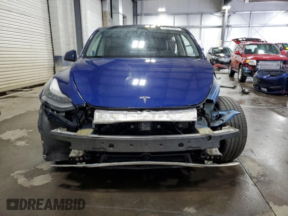 2020 Tesla Model Y Long Range with VIN 5YJYGDEF1LF035901, listed as a Copart auction lot 51004695 with 134,610 mi miles and Salvage Title. Bid and sale history available at DreamBid. Image 5.