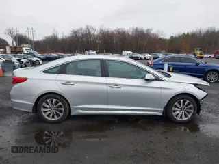 2017 Hyundai Sonata Sport with VIN 5NPE34AF4HH485507, listed as a IAAI auction lot 41853885 with 53,875 mi miles. Bid and sale history available at carsss.com. Image 13.