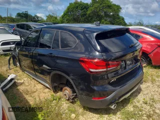 2022 BMW X1 sDrive28i with VIN WBXJG7C06N5V26523, listed as a Copart auction lot 53627293 with 6,099 mi miles and Non Repairable. Bid and sale history available at carsss.com. Image 2.