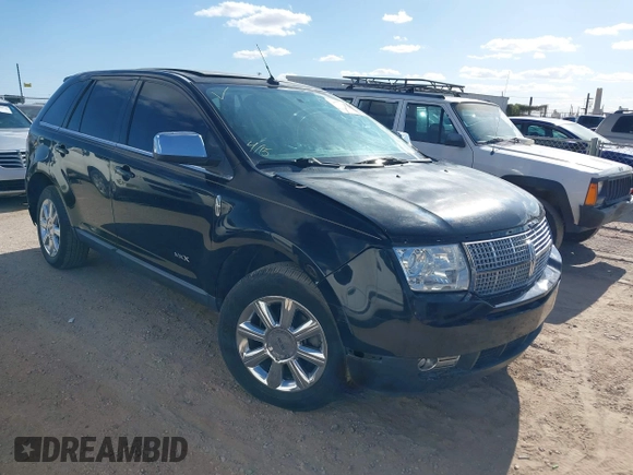 2008 Lincoln MKX with VIN 2LMDU68C38BJ24412, listed as a IAAI auction lot 42050624 with 180,803 mi miles. Bid and sale history available at carsss.com. Image 1.