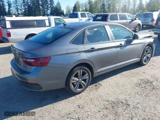 2024 Volkswagen Jetta SE with VIN 3VWEM7BU1RM058175, listed as a IAAI auction lot 42067787 with 12,871 mi miles. Bid and sale history available at carsss.com. Image 4.