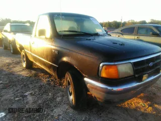 1996 Ford Ranger XL with VIN 1FTCR10A4TUC69861, listed as a IAAI auction lot 40394806 with 151,316 mi miles. Bid and sale history available at carsss.com. Image 1.