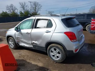 2018 Chevrolet Trax LT with VIN KL7CJLSBXJB687047, listed as a IAAI auction lot 41858288 with 65,113 mi miles. Bid and sale history available at carsss.com. Image 14.