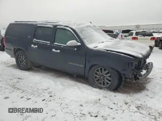 2008 Chevrolet Suburban LTZ with VIN 3GNFK16Y58G195633, listed as a Copart auction lot 43244645 with 201,312 mi miles and Clean Title. Bid and sale history available at carsss.com. Image 4.
