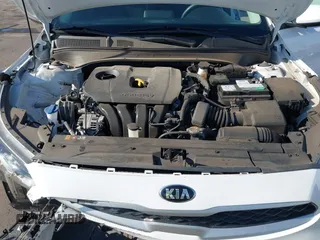 2021 Kia Forte LXS z VIN 3KPF24AD1ME376569, wystawiony jako IAAI lot #42592399 z przebiegiem 13 453 mil mil oraz . Historia ofert i sprzedaży dostępna na DreamBid. Obrazek 10.