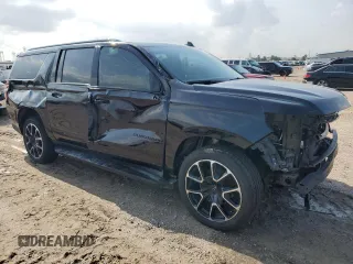 2022 Chevrolet Suburban RST with VIN 1GNSCEKD1NR304560, listed as a Copart auction lot 54498525 with 83,522 mi miles and Salvage title. Bid and sale history available at DreamBid. Image 4.